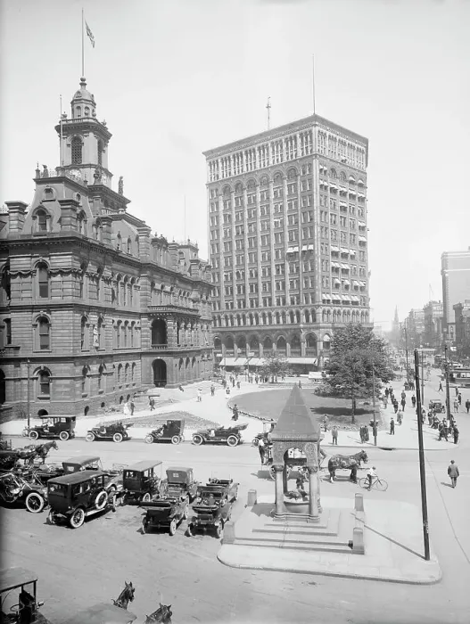 Framed Print : City Hall and Majestic Building, Detroit, Mich. between 1900 and 1910. Creator: Unknown Framed Print : City Hall and Majestic Building, Detroit, Mich. between 1900 and 1910. Creator: Unknown