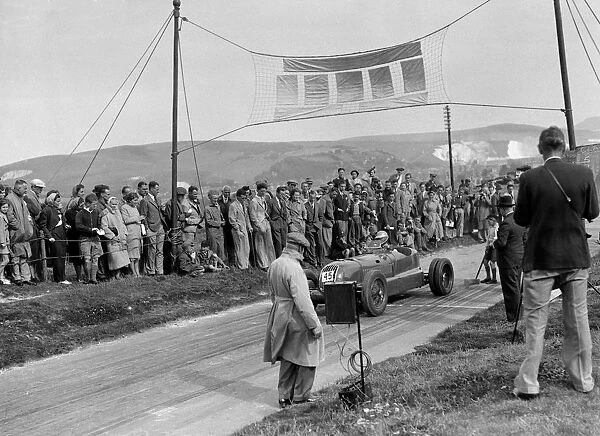 CK Mortimers Alta with twin rear wheels on the start line at the Lewes Speed Trials, Sussex, 1938