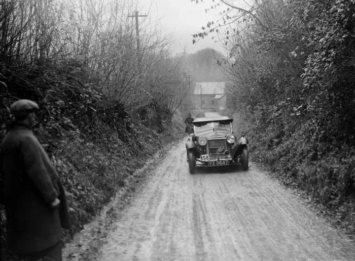 Framed Print : CL Claytons Alfa Romeo competing in the MCC Exeter Trial, 1930. Artist: Bill Brunell Framed Print : CL Claytons Alfa Romeo competing in the MCC Exeter Trial, 1930. Artist: Bill Brunell