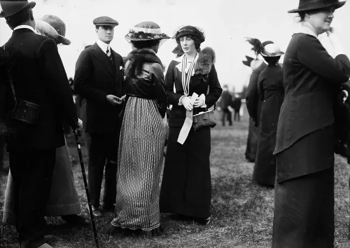 Framed Print : Claire Bird, between c1910 and c1915. Creator: Bain News Service Framed Print : Claire Bird, between c1910 and c1915. Creator: Bain News Service