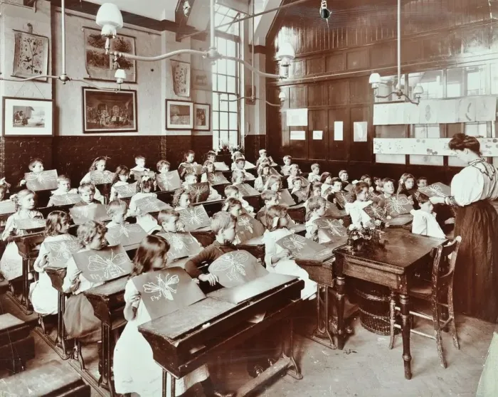 Framed Print : Class 5, Goodrich Road School, Camberwell, London, 1907 Framed Print : Class 5, Goodrich Road School, Camberwell, London, 1907