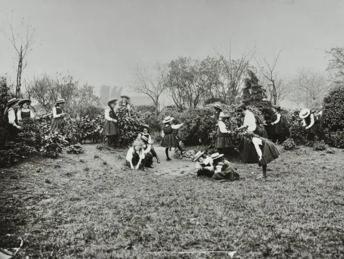 Framed Print : A class from Fulham County Secondary School having a nature lesson, London, 1908 Framed Print : A class from Fulham County Secondary School having a nature lesson, London, 1908