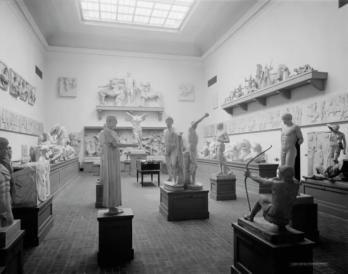 Framed Print : Classical court, Museum of Fine Arts, Boston, Mass. c.between 1910 and 1920. Creator: Unknown Framed Print : Classical court, Museum of Fine Arts, Boston, Mass. c.between 1910 and 1920. Creator: Unknown