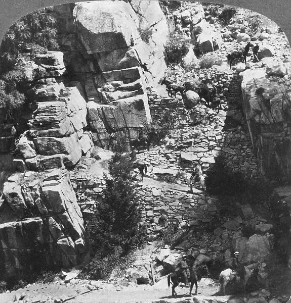 Climbing the steep zig-zag trail at the eastern end of Yosemite Valley, California, USA, 1902. Artist: Underwood & Underwood