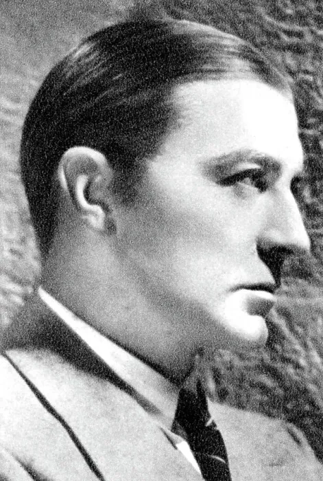 Framed Print : Clive Brook, English actor, 1934-1935 Framed Print : Clive Brook, English actor, 1934-1935