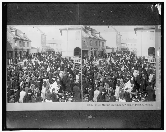 Framed Print : Cloth Market on Sunday, Warsaw, Poland, Russia, between 1910 and 1920. Creator: Harris & Ewing. Cloth Market on Sunday, Warsaw, Poland, Russia, between 1910 and 1920. Creator: Harris & Ewing Framed Print : Cloth Market on Sunday, Warsaw, Poland, Russia, between 1910 and 1920. Creator: Harris & Ewing. Cloth Market on Sunday, Warsaw, Poland, Russia, between 1910 and 1920. Creator: Harris & Ewing
