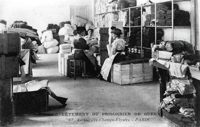 Framed Print : Clothing for prisoners of war, Champs-Elysees, Paris, World War I, 1914-1918 Framed Print : Clothing for prisoners of war, Champs-Elysees, Paris, World War I, 1914-1918