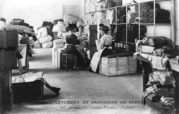 Clothing for prisoners of war, Champs-Elysees, Paris, World War I, 1914-1918