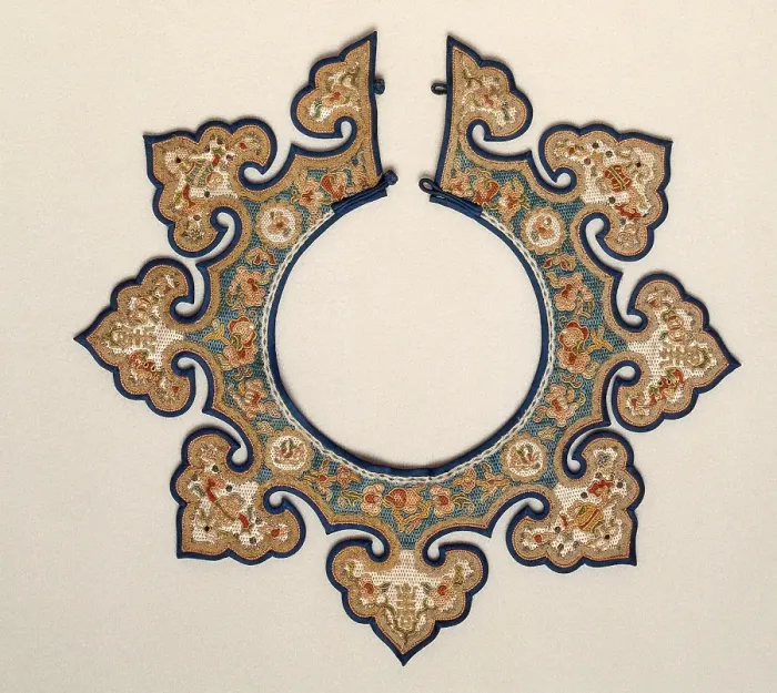 Framed Print : Cloud Collar, 19th century. Creator: Unknown Framed Print : Cloud Collar, 19th century. Creator: Unknown