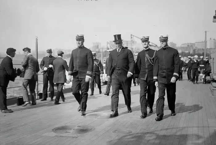Framed Print : Cmdr. Waldo, R. Adm. Chas. Conard?, Lt. Cmdr. Halligan, and Lt. Cmdr. Sexton, between c1910-c1915. Creator: Bain News Service Framed Print : Cmdr. Waldo, R. Adm. Chas. Conard?, Lt. Cmdr. Halligan, and Lt. Cmdr. Sexton, between c1910-c1915. Creator: Bain News Service