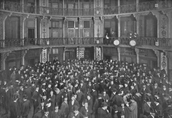 Framed Print : In the Coal Exchange, City of London, c1903 (1903)