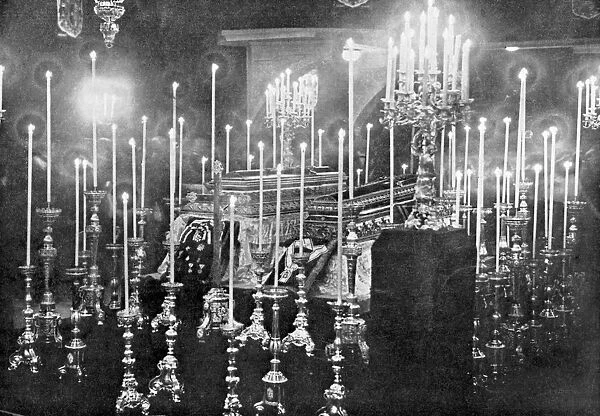The coffins of Archduke Franz Ferdinand and Archduchess Sophie lying in state, 1914