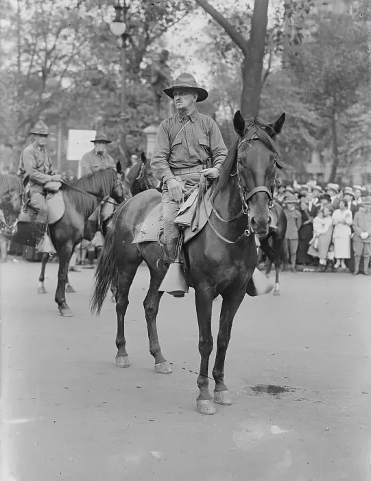 Framed Print : Col. Sidney Grant, 31 Aug 1917. Creator: Bain News Service Framed Print : Col. Sidney Grant, 31 Aug 1917. Creator: Bain News Service