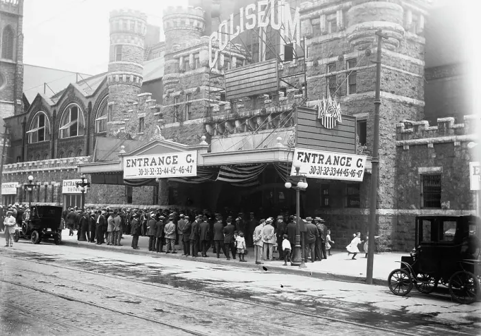 Framed Print : Coliseum, Chicago, 1912. Creator: Bain News Service