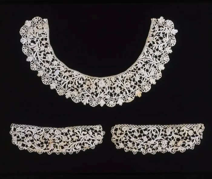 Framed Print : Collar and Cuffs (From a Border), Venice, Late 17th century. Creator: Unknown Framed Print : Collar and Cuffs (From a Border), Venice, Late 17th century. Creator: Unknown