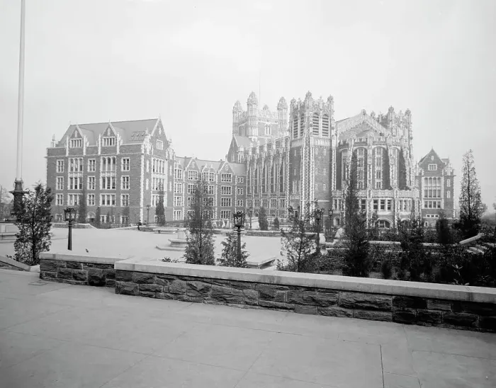 Framed Print : College of the City of New York, c.between 1910 and 1920. Creator: Unknown Framed Print : College of the City of New York, c.between 1910 and 1920. Creator: Unknown