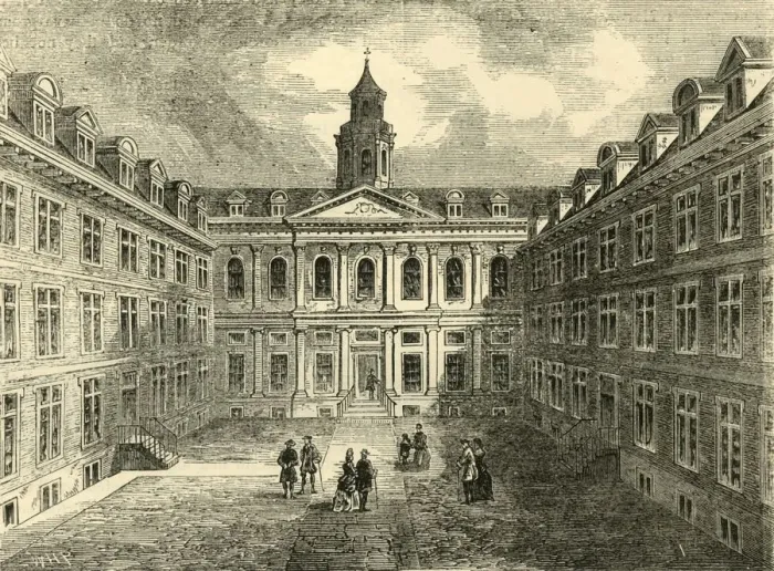 Framed Print : College of Physicians, Warwick Lane. Interior of the Quadrangle, (c1872). Creator: Unknown Framed Print : College of Physicians, Warwick Lane. Interior of the Quadrangle, (c1872). Creator: Unknown