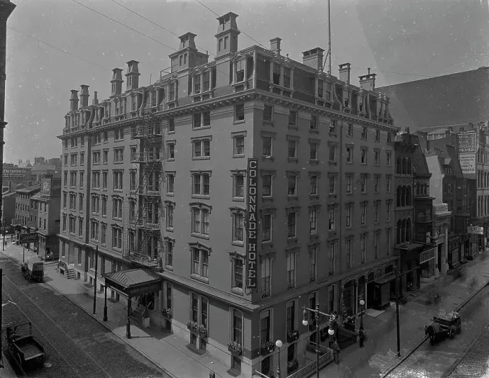 Framed Print : Colonnade Hotel, Philadelphia, Pa. between 1910 and 1920. Creator: Unknown Framed Print : Colonnade Hotel, Philadelphia, Pa. between 1910 and 1920. Creator: Unknown