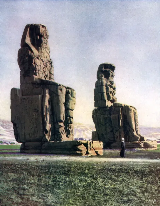 Framed Print : The Colossi of Memnon, Thebes, Egypt, 1933-1934 Framed Print : The Colossi of Memnon, Thebes, Egypt, 1933-1934