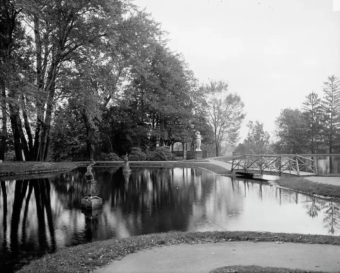 Framed Print : Colt Memorial Park, Hartford, Conn. c1907. Creator: Unknown Framed Print : Colt Memorial Park, Hartford, Conn. c1907. Creator: Unknown