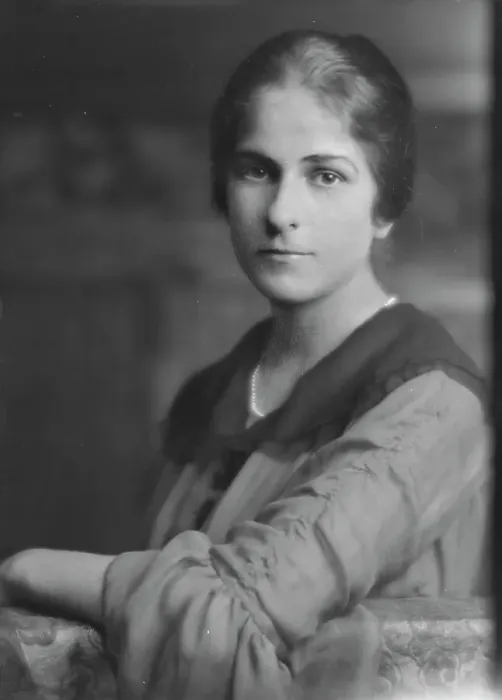 Framed Print : Colt, R.C. Mrs. portrait photograph, 1916 Apr. 6. Creator: Arnold Genthe