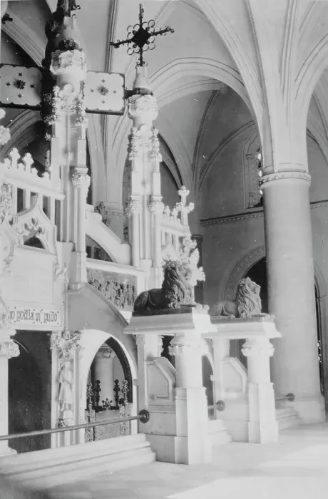 Framed Print : Columbus tomb, Santo Domingo, between c1915 and c1920. Creator: Bain News Service Framed Print : Columbus tomb, Santo Domingo, between c1915 and c1920. Creator: Bain News Service