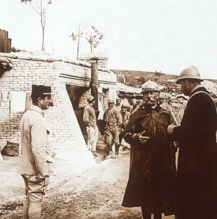 Framed Print : Command post, Champagne, northern France, c1914-c1918 Framed Print : Command post, Champagne, northern France, c1914-c1918