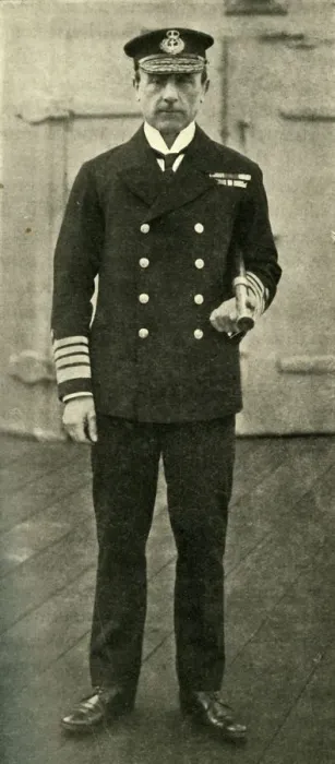 Framed Print : The Commander-in-Chief, Admiral Sir John Jellicoe, c1915, (c1920). Creator: Russell & Sons Framed Print : The Commander-in-Chief, Admiral Sir John Jellicoe, c1915, (c1920). Creator: Russell & Sons