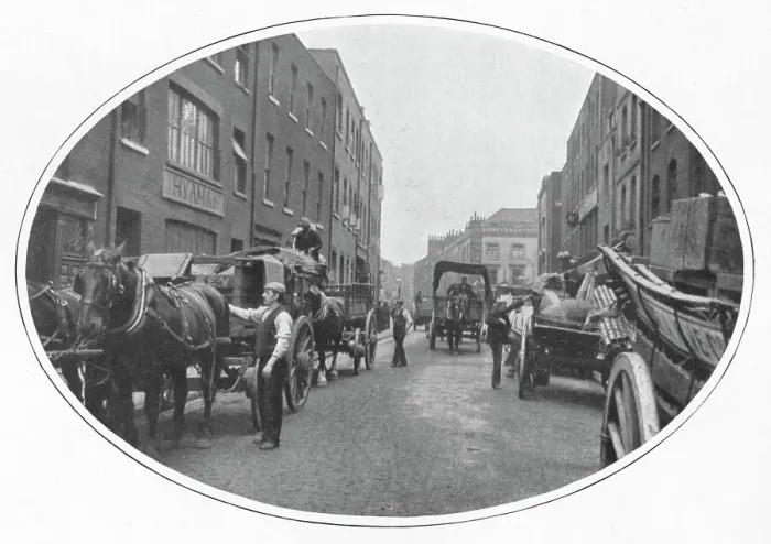 Framed Print : Commencing work, Osborn Street, Whitechapel, London, c1903 (1903) Framed Print : Commencing work, Osborn Street, Whitechapel, London, c1903 (1903)