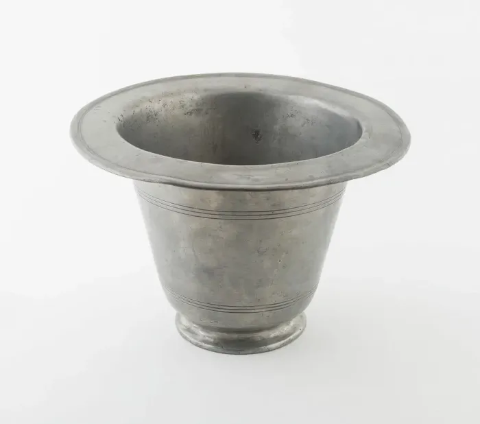 Framed Print : Commode Pot, England, c. 1780. Creator: Birch and Villers (John Birch and William Villers Framed Print : Commode Pot, England, c. 1780. Creator: Birch and Villers (John Birch and William Villers