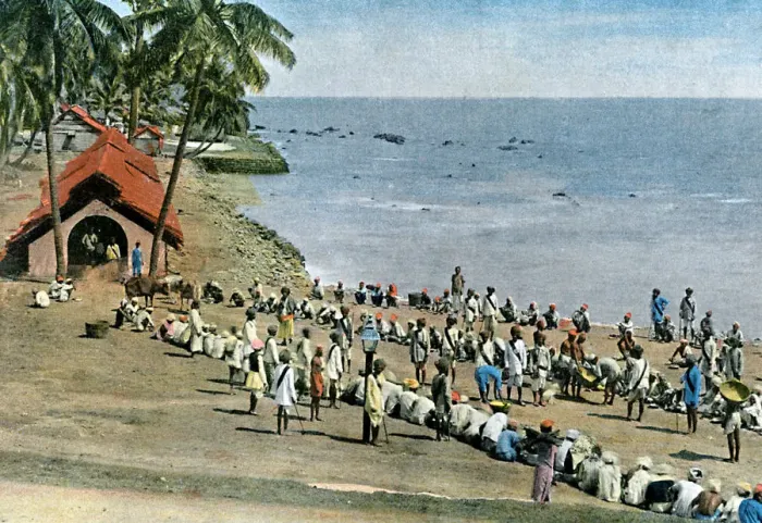 Framed Print : Communal village meal, Andaman and Nicobar Islands, Indian Ocean, c1890. Artist: Gillot Framed Print : Communal village meal, Andaman and Nicobar Islands, Indian Ocean, c1890. Artist: Gillot