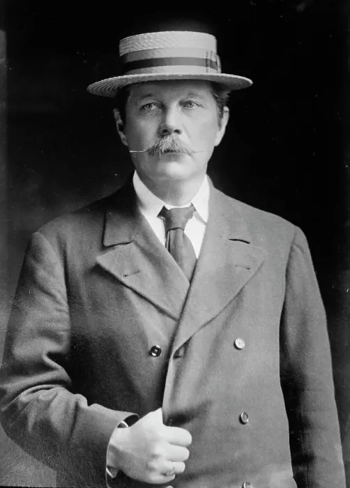 Framed Print : Conan Doyle, 1913. Creators: Bain News Service, George Graham Bain Framed Print : Conan Doyle, 1913. Creators: Bain News Service, George Graham Bain