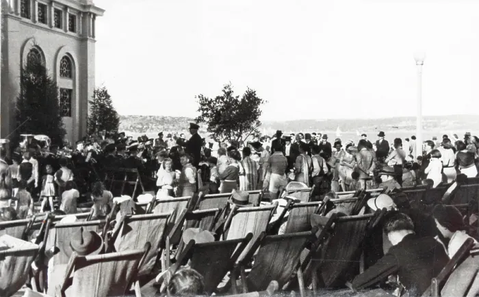 Framed Print : Concert at Balmoral, Mosman, c1930. Creator: Unknown Framed Print : Concert at Balmoral, Mosman, c1930. Creator: Unknown