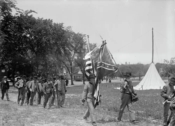 Framed Print : Confederate Reunion - North Carolina Veterans with Flag, 1917. Creator: Harris & Ewing. Confederate Reunion - North Carolina Veterans with Flag, 1917. Creator: Harris & Ewing