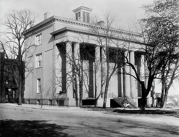 Confederate White House, home of Jefferson Davis in Richmond, ca 1904. Creator: Unknown