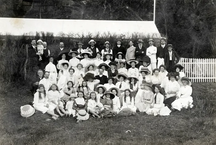 Framed Print : Congregational Church members picnic, c1910. Creator: Unknown Framed Print : Congregational Church members picnic, c1910. Creator: Unknown