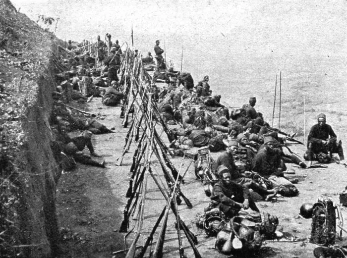 Framed Print : Conquest of German East Africa; Halt of a company during the march on Mahenge, 1917. Creator: Unknown Framed Print : Conquest of German East Africa; Halt of a company during the march on Mahenge, 1917. Creator: Unknown