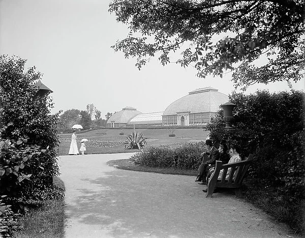 Conservatory, Washington Park, Chicago, Ill. between 1900 and 1910. Creator: Unknown