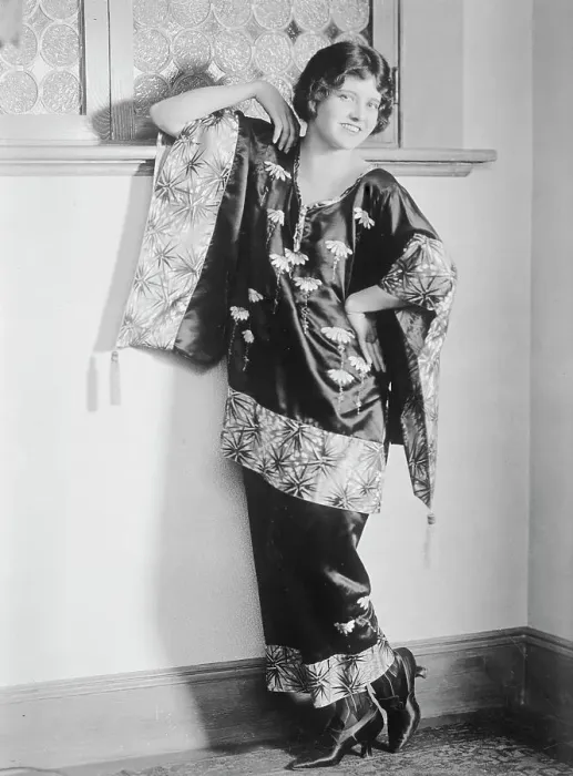 Framed Print : Constance Binney, between c1915 and c1920. Creator: Bain News Service Framed Print : Constance Binney, between c1915 and c1920. Creator: Bain News Service