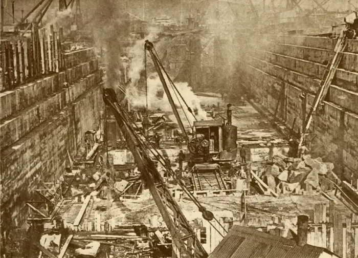 Framed Print : Constructing a Dry Dock at Swansea, c1930. Creator: Unknown Framed Print : Constructing a Dry Dock at Swansea, c1930. Creator: Unknown