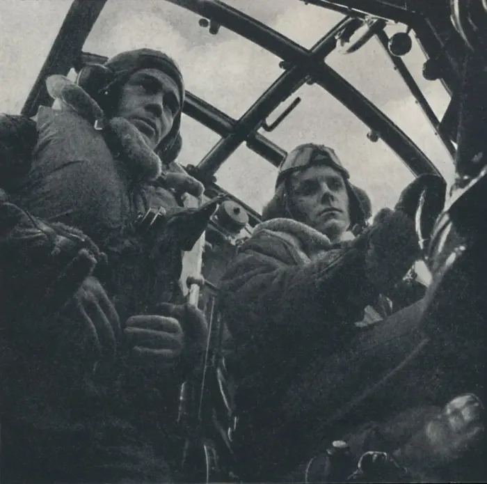 Framed Print : At the controls, 1941. Artist: Cecil Beaton Framed Print : At the controls, 1941. Artist: Cecil Beaton