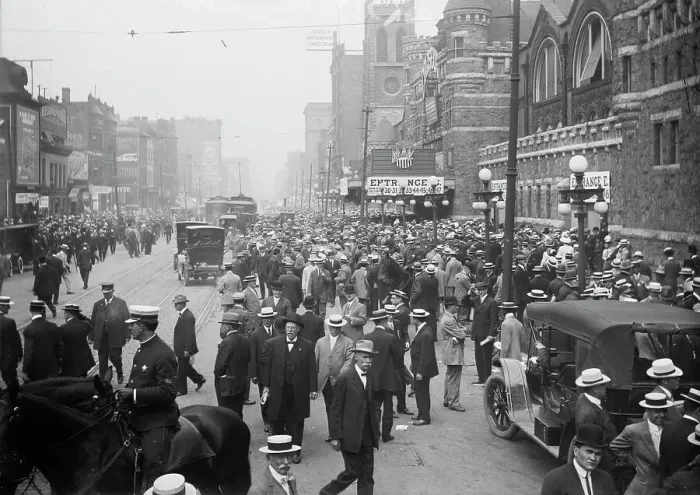 Framed Print : Convention crowd - Chicago, 1912. Creator: Bain News Service