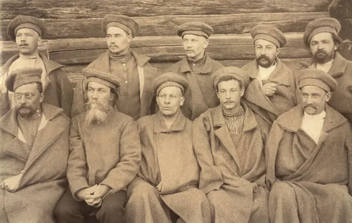 Framed Print : Convicts in Prison Uniform, 1906-1911. Creator: Isaiah Aronovich Shinkman Framed Print : Convicts in Prison Uniform, 1906-1911. Creator: Isaiah Aronovich Shinkman