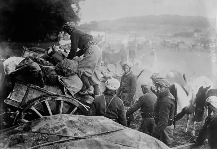 Framed Print : Convoy of Spahis at Frane le Port [i.e. Francport], 29 Oct 1914. Creator: Bain News Service