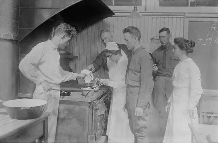 Framed Print : Cooking, Pratt Institute, Misses Kierstead & Hanks, 13 Aug 1917. Creator: Bain News Service. Cooking, Pratt Institute, Misses Kierstead & Hanks, 13 Aug 1917. Creator: Bain News Service Framed Print : Cooking, Pratt Institute, Misses Kierstead & Hanks, 13 Aug 1917. Creator: Bain News Service. Cooking, Pratt Institute, Misses Kierstead & Hanks, 13 Aug 1917. Creator: Bain News Service