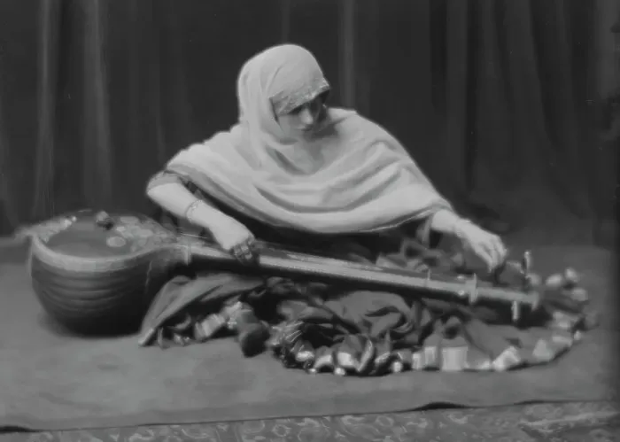 Framed Print : Coomarasumay, Ananda, Mrs. (Ratan Devi), portrait photograph, 1916 Mar. 14. Creator: Arnold Genthe Framed Print : Coomarasumay, Ananda, Mrs. (Ratan Devi), portrait photograph, 1916 Mar. 14. Creator: Arnold Genthe