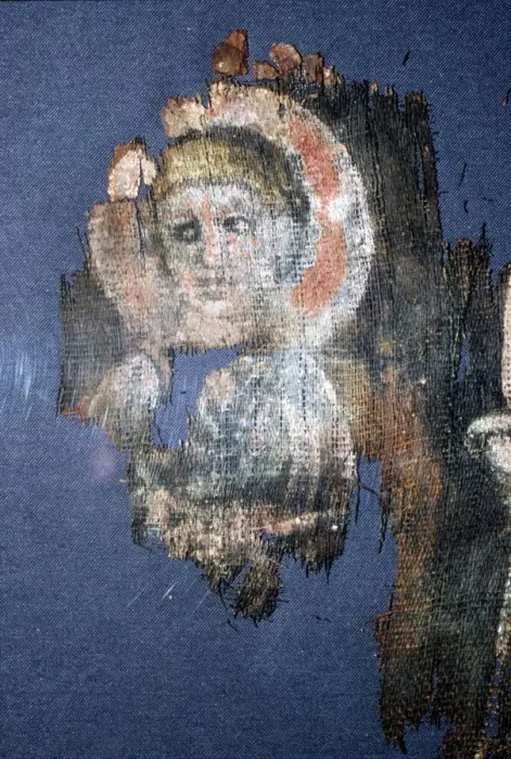 Framed Print : Coptic Textile Head of Christ, Painting on Linen, Egypt, 6th century Framed Print : Coptic Textile Head of Christ, Painting on Linen, Egypt, 6th century