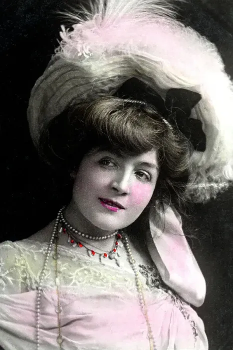Framed Print : Cora Brown-Potter (1857-1936), American actress, early 20th century. Artist: TC Turner Framed Print : Cora Brown-Potter (1857-1936), American actress, early 20th century. Artist: TC Turner