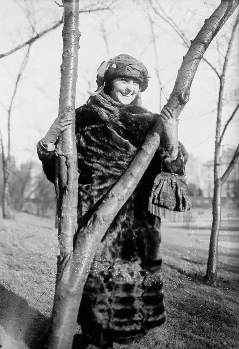 Framed Print : Cora Chase, between c1915 and c1920. Creator: Bain News Service Framed Print : Cora Chase, between c1915 and c1920. Creator: Bain News Service