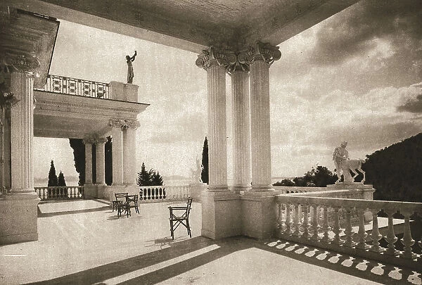 'Corfou et l'Achilleion; les terrasses. 1916. Creator: B. Borri